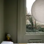 Chic Apartment In Central Londons Core
